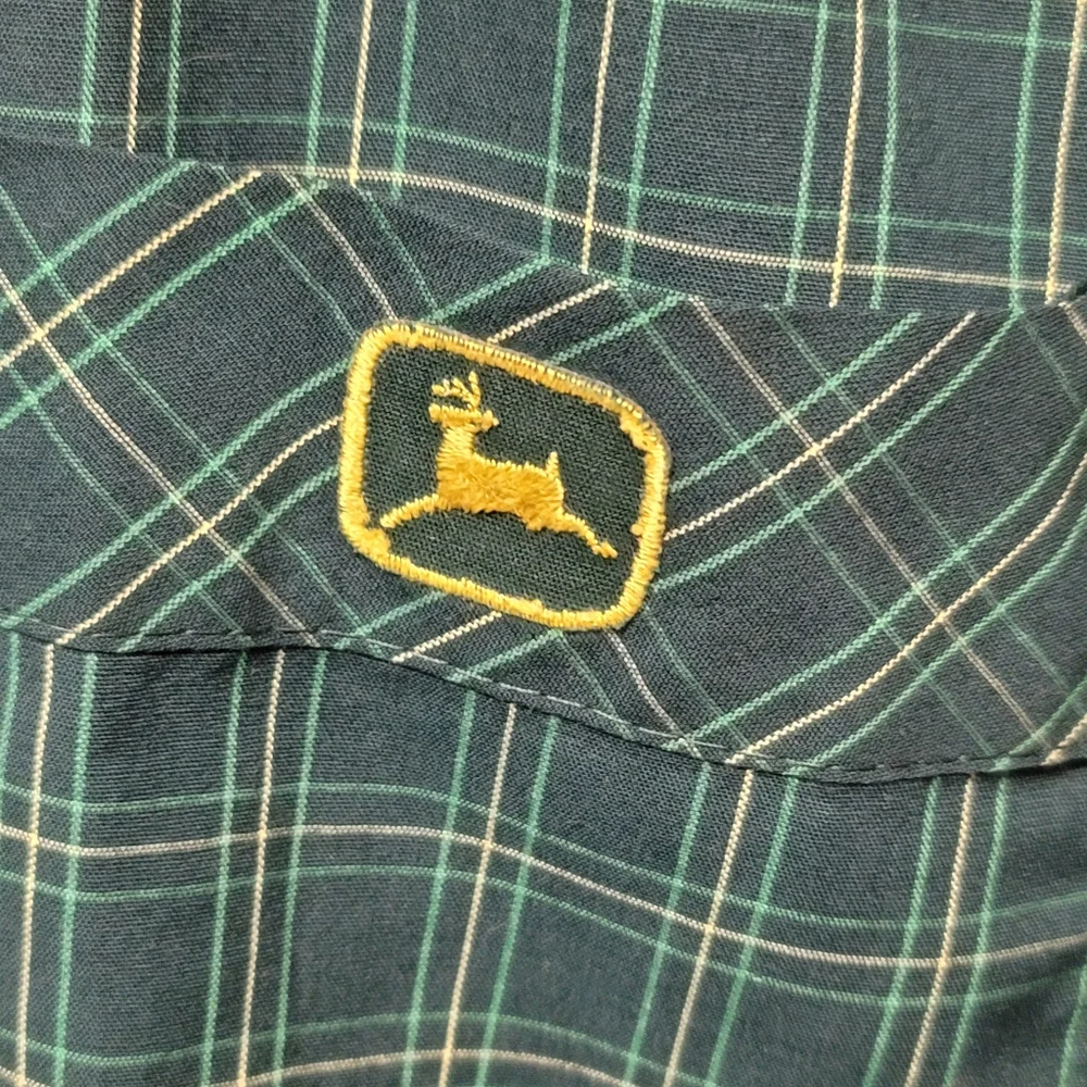 Vintage John Deere Snap Short Sleeve Green Plaid Shirt - Picture 3 of 9